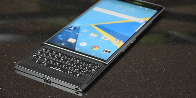 بلک بری مرکوری، 7 اسفند معرفی می شود